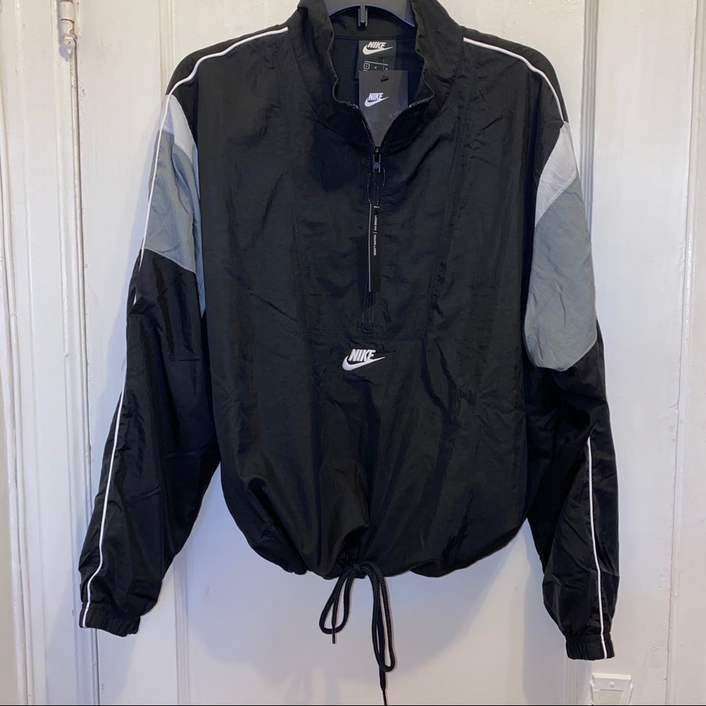 Women’s Nike Quarter-Zip Windbreaker- Size Large